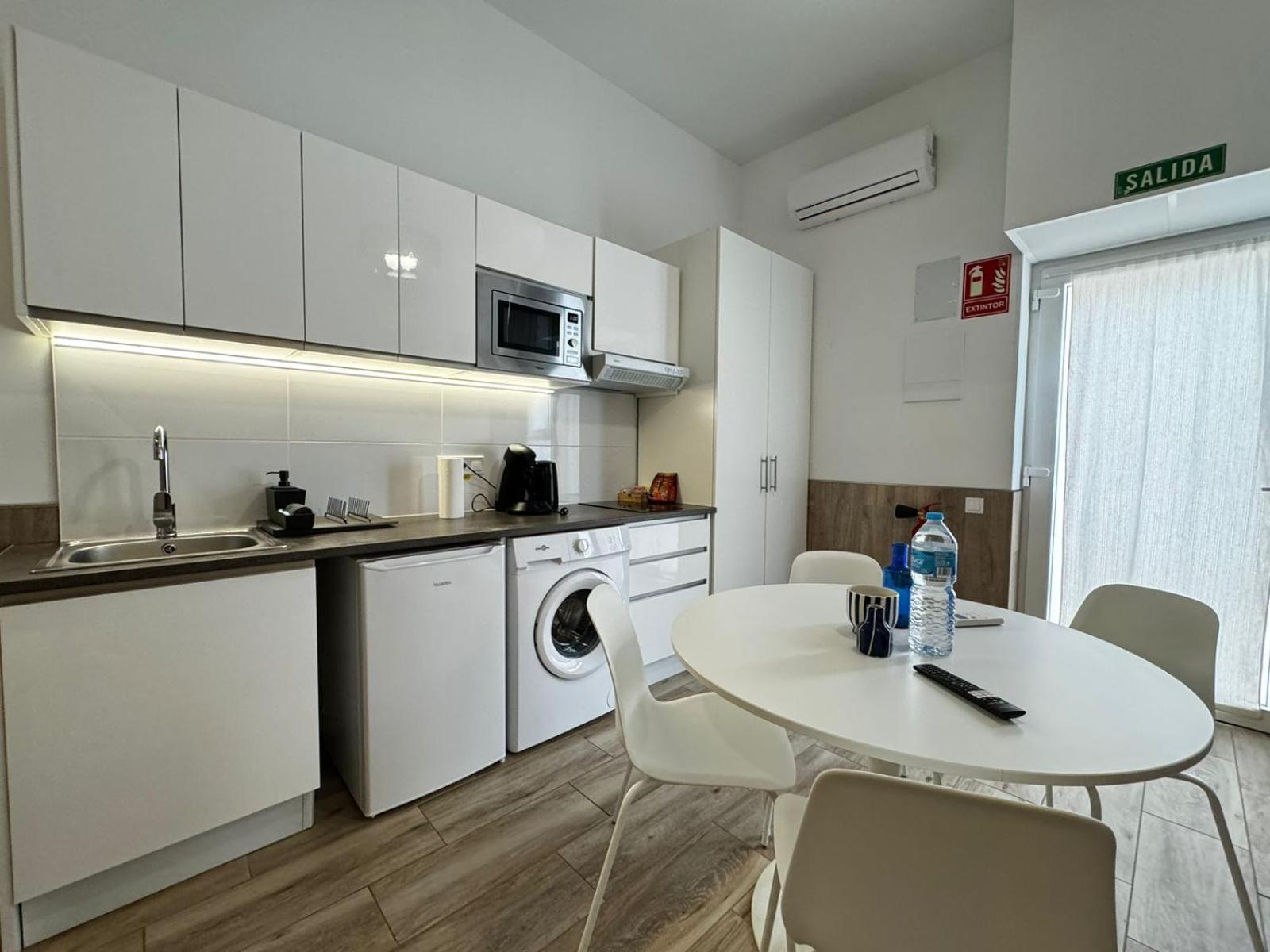Moderno Apartamento Del Arquitecto Aparthotel Valencia Exterior foto